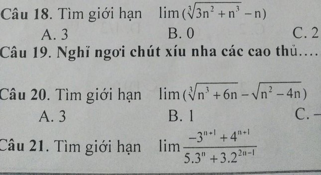 "Làm mệt rồi thì nghỉ ngơi chút xíu nha" - những lời nhắn gửi tuy đơn giản nhưng lại vô cùng ý nghĩa, thể hiện sự quan tâm của thầy cô tới các học trò.