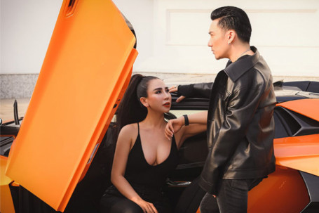 Quang Hà lái Lamborghini 70 tỷ chở nữ CEO nóng bỏng du xuân gây náo loạn ngày mùng 1 Tết