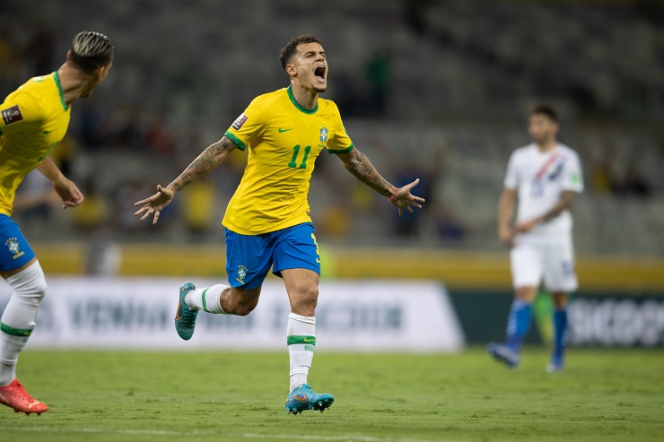 Coutinho lập siêu phẩm sút xa