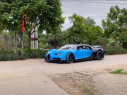 Tin tức ô tô - Clip: Bugatti Chiron &quot;made in Vietnam&quot; lên phố chở đào