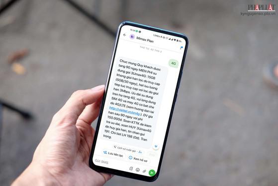 Đăng ký nhận 15 GB data 4G miễn phí. Ảnh: TIỂU MINH