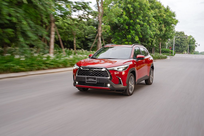 Giá xe Toyota Corolla Cross tháng 2/2022, tăng 10 triệu tất cả các phiên bản - 11