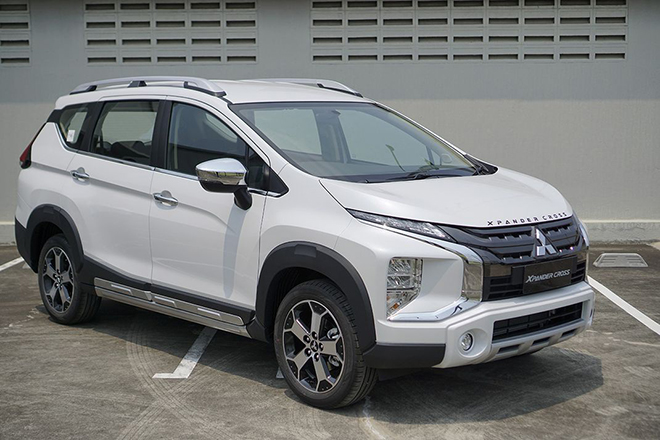 Giá xe Mitsubishi Xpander Cross tháng 2/2022, hỗ trợ 50% LPTB và quà tặng - 2