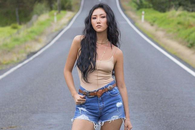 Hwasa 