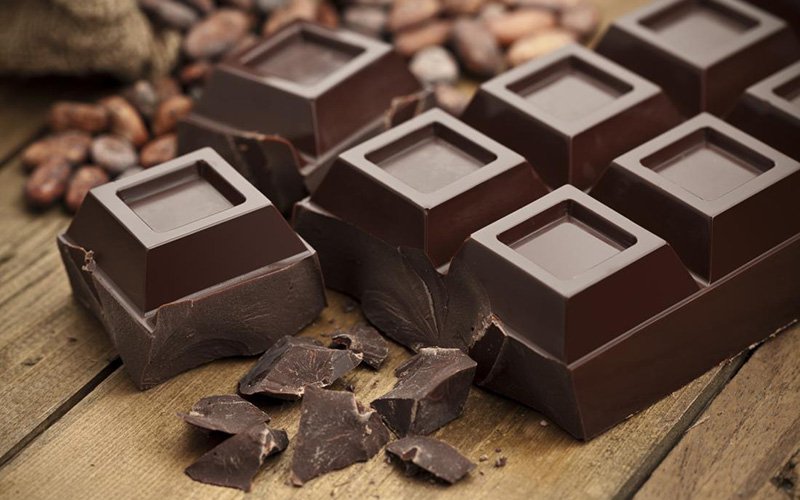 Lý do bạn nên tặng và ăn một thanh sô-cô-la đen vào dịp lễ 14-2 - 1