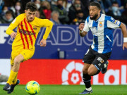 Bóng đá - SAO 19 tuổi Pedri lập kỷ lục La Liga, Barca liên tiếp đón tin buồn nhân sự