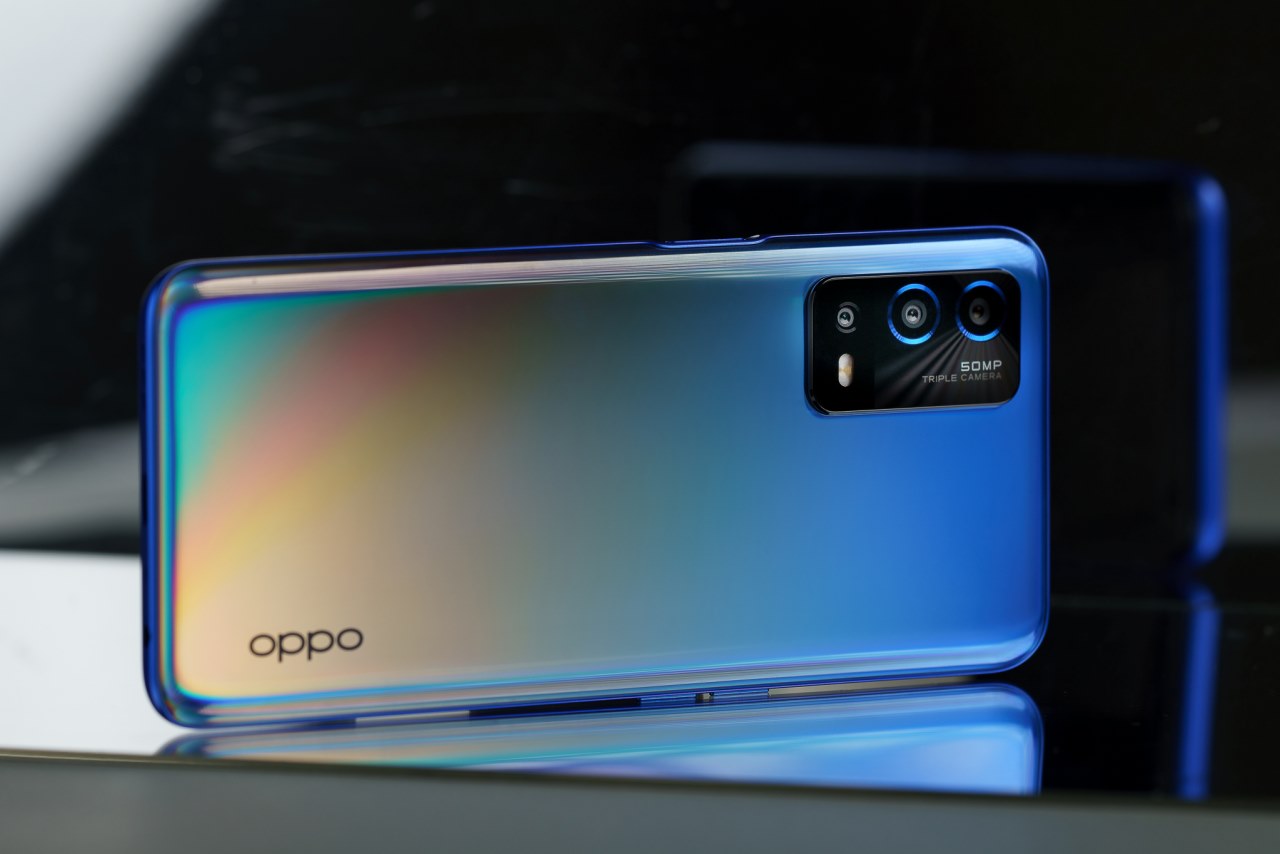 Smartphone tầm giá 6 triệu đáng mua nhất đầu năm 2022 - 1