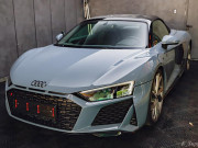 Ngắm xe - Chi tiết Audi R8 V10 RWD mui trần tại showroom triệu đô ở TP.HCM