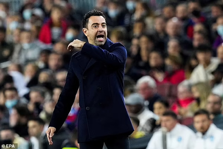 Xavi tiếc nuối vì các học trò bỏ lỡ cơ hội, đòi công lý cho Barcelona