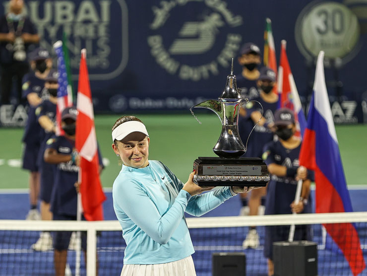 Người đẹp Jelena Ostapenko đăng quang xứng đáng tại giải WTA Tour ở Dubai&nbsp;