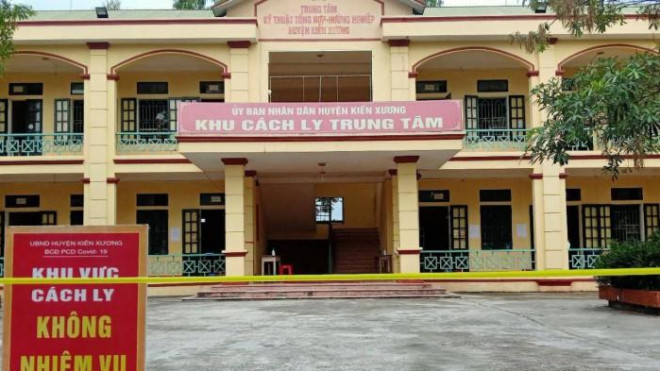 Bệnh viện dã chiến huyện Kiến Xương, nơi nạn nhân V.T.K đang điều trị Covid-19 (Ảnh: Mai Tú)