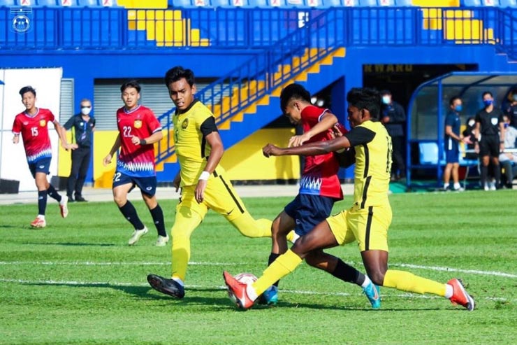 Trận đấu giữa U23 Malaysia và U23 Lào diễn ra hấp dẫn