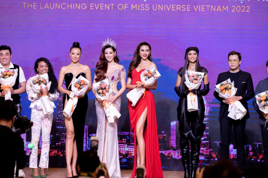 Sự kiện quy tụ những nhan sắc đình đám của các mùa Hoa hậu Hoàn vũ Việt Nam 2022.