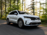 Tin tức ô tô - Giá xe Kia Sorento lăn bánh tháng 2/2022, ưu đãi 50% phí trước bạ