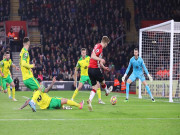 Bóng đá - Video bóng đá Southampton - Norwich: 2 đòn choáng váng, chìm sâu khủng hoảng (vòng 27 Ngoại hạng Anh)