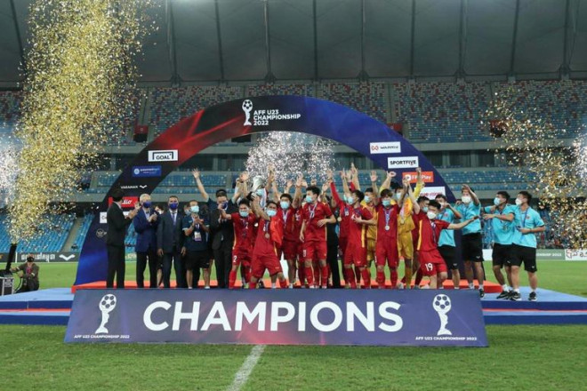 U23 Việt Nam xứng đáng giành chiến thắng trước U23 Thái Lan và lên ngôi vô địch giải U23 Đông Nam Á. (Ảnh: Dân trí)