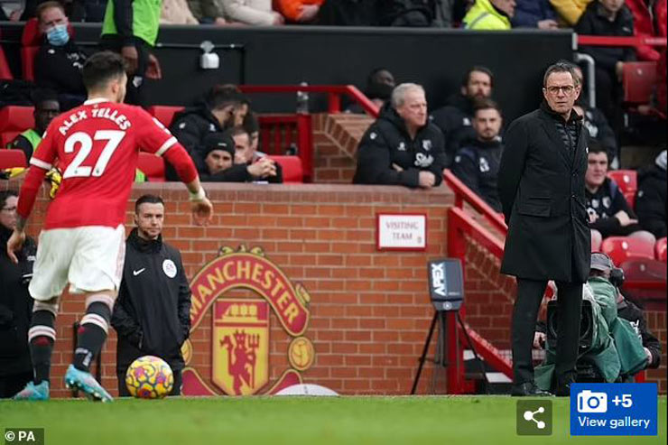 HLV Ralf Rangnick chê các học trò sút kém