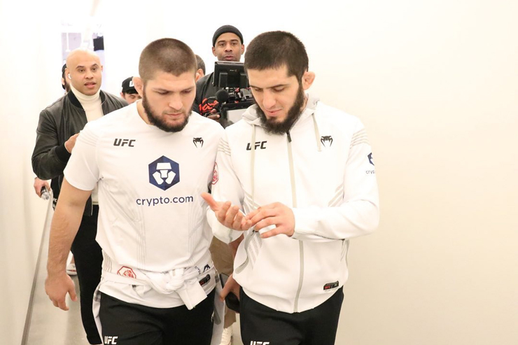 Khabib Nurmagomedov tăng cân khá nhiều sau khi giải nghệ