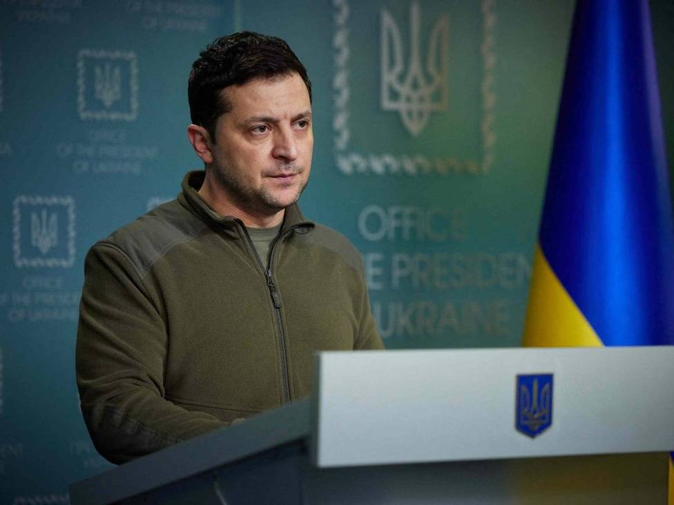 Tổng thống Ukraine Volodymyr Zelensky nhận được nhiều ủng hộ của người dân giữa giao tranh với Nga (ảnh: CNN)