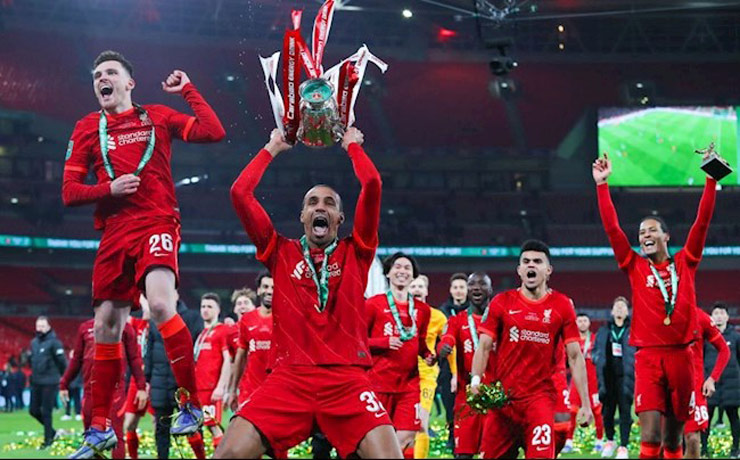 Ferdinand cho rằng, đại kình địch Liverpool là hình mẫu để MU noi theo