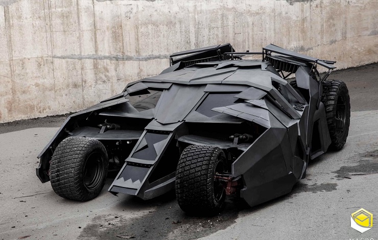 Chiếc Batmobile hiện tại đang được trưng bày ở 19 Tôn Dật Tiên, P. Tân Phú, quận 7 (TP. HCM).