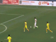 Bóng đá - Video bóng đá Thanh Hóa - Bình Dương: Đẳng cấp Tiến Linh, 3 điểm đầu tay (Vòng 2 V-League)