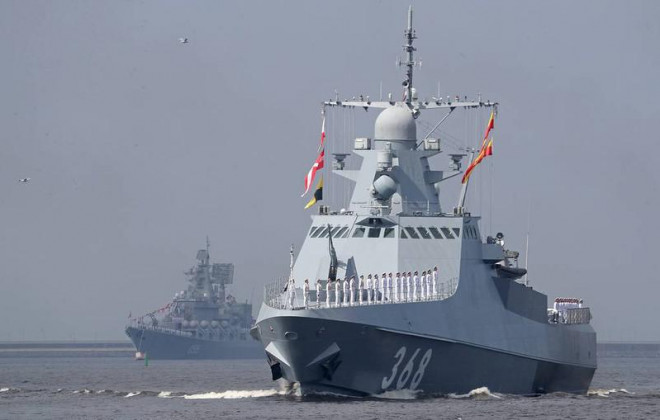 Nhóm tàu đổ bộ của Hạm đội Biển Đen Nga tiến về TP Odessa của Ukraine - 1