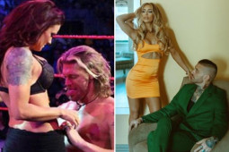 Hết hồn "trai tài gái sắc" làm chuyện đỏ mặt trên sàn đấu WWE