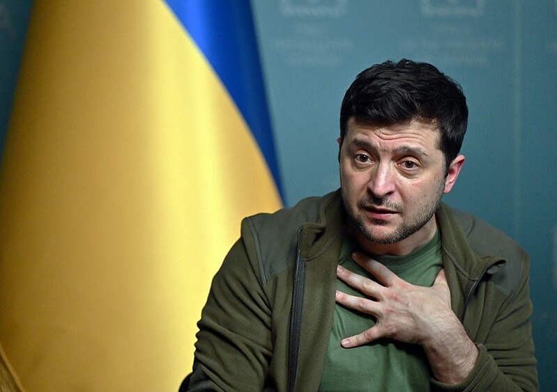 Từ khi xảy ra&nbsp;giao tranh với Nga xảy ra, Tổng thống Ukraine Zelensky hiếm khi đề cập đến nguyện vọng gia nhập NATO (ảnh: RT)