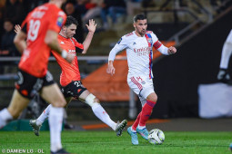 Video bóng đá Lorient - Lyon: Mở điểm cực sớm, "hồi mã thương" hoàn hảo (Vòng 27 Ligue 1)