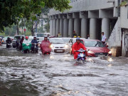 Tin tức trong ngày - TP.HCM: “Rốn ngập” đường Nguyễn Hữu Cảnh hết ngập, máy bơm “quái vật” được xử lý như thế nào?