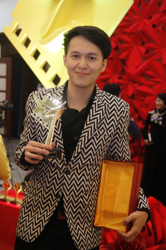 Đạo diễn "Cánh diều vàng" đột ngột qua đời ở tuổi 37 khiến showbiz bàng hoàng - 3