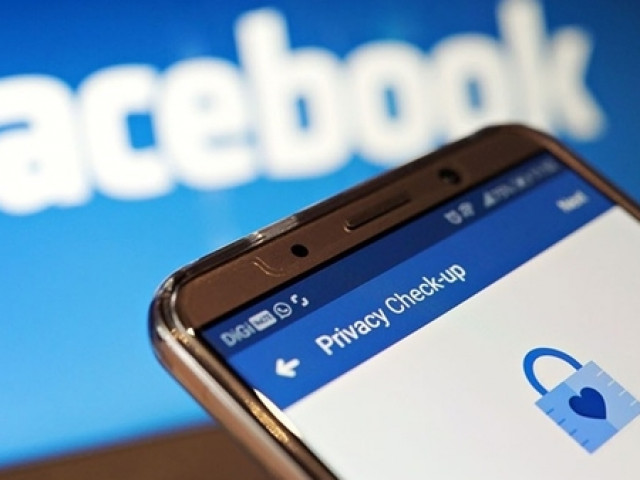 Không kích hoạt Protect, người dùng Facebook “bị dọa” khóa tài khoản