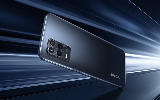 Realme 9 5G có giá khá "mềm".