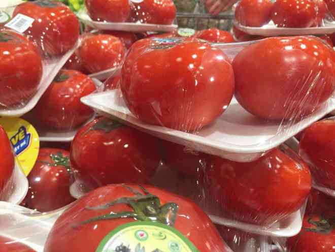 Cà chua có thể giúp giảm nguy cơ phát triển bệnh ung thư&nbsp;gan&nbsp;gây ra bởi chế độ ăn giàu chất béo. Ảnh: NHẬT LINH