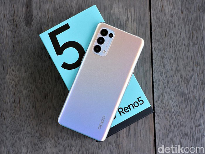 Oppo Reno5 5G.