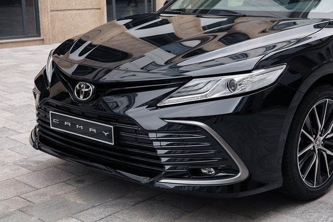 Giá xe Toyota Camry tháng 3/2022, giảm 10% phí BHVC và ưu đãi lãi suất vay - 2