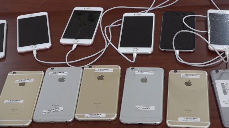 Toàn bộ số iPhone được phát hiện trên tàu đã qua sử dụng.