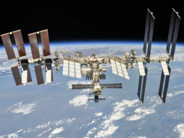 NASA khẳng định phi hành gia Mỹ trên ISS sẽ về bằng phương tiện của Nga