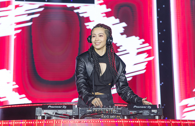 Không phải Hoàng Thùy Linh, đây mới là mỹ nhân được Gil Lê công khai tình cảm - 7