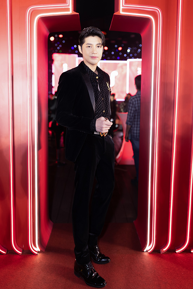 Không phải Hoàng Thùy Linh, đây mới là mỹ nhân được Gil Lê công khai tình cảm - 11