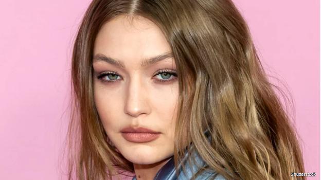 Chế độ chăm sóc da của Gigi Hadid hoàn toàn thay đổi sau khi sinh con.