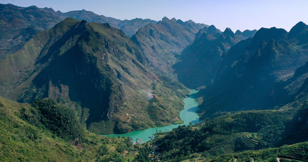 Mùa hoa đào nở muộn ở cao nguyên đá Hà Giang - 9