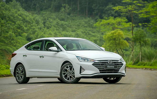 Giá xe Hyundai Elantra lăn bánh tháng 3/2022, giảm 50% lệ phí trước bạ - 3