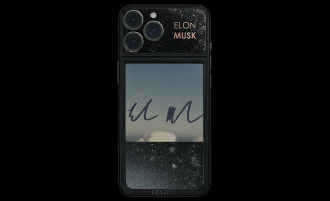 iPhone 13 Pro có chữ ký của&nbsp;Elon Musk.