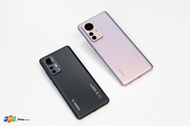 Xiaomi 12 Series thuộc dòng flagship của Xiaomi, có bộ vi xử lý Snapdragon® 8 thế hệ 1 và màn hình AMOLED với tần số quét 120Hz.