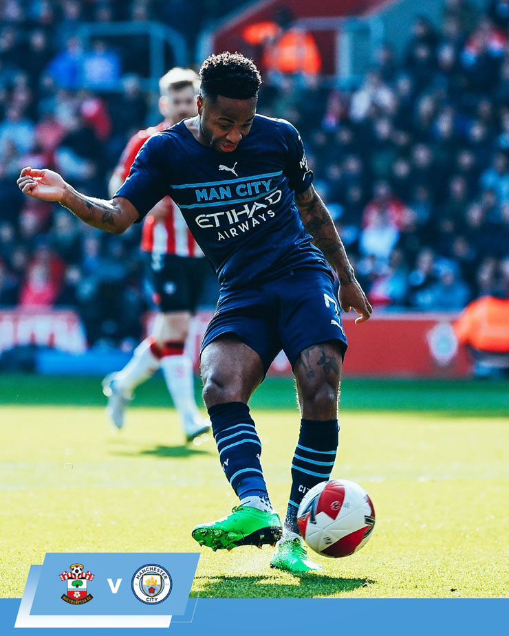 Raheem Sterling mở tỷ số cho Man City&nbsp;