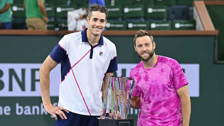 "Người khổng lồ" John Isner và đồng hương Jack Sock lần thứ 2 vô địch đôi nam Indian Wells Masters cùng nhau