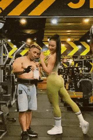 3 nữ hoàng phòng gym: Angela Phương Trinh có gây bất ngờ nhất? - 1