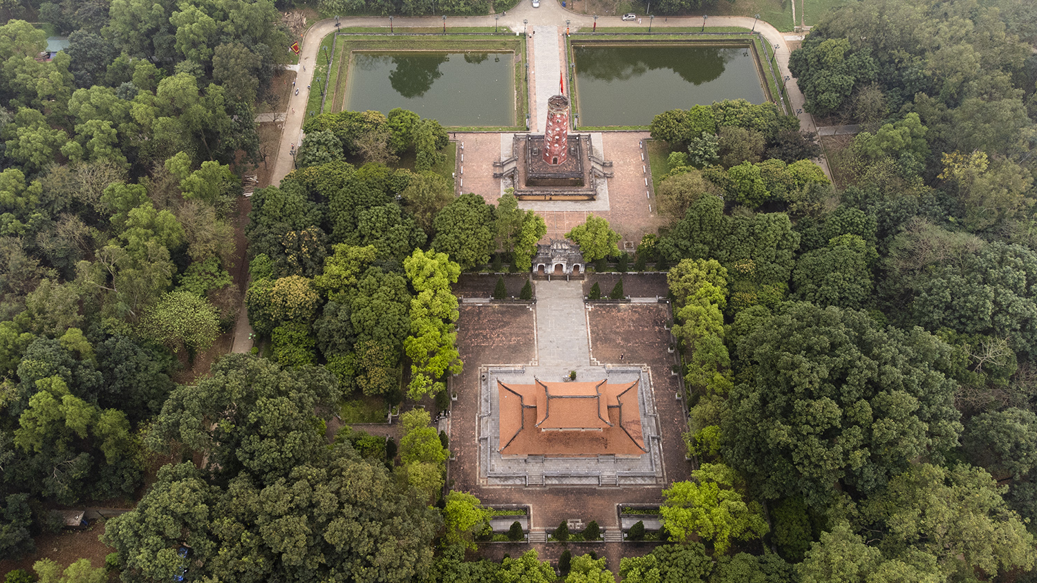 Cổng tam quan thành (Đoan môn).